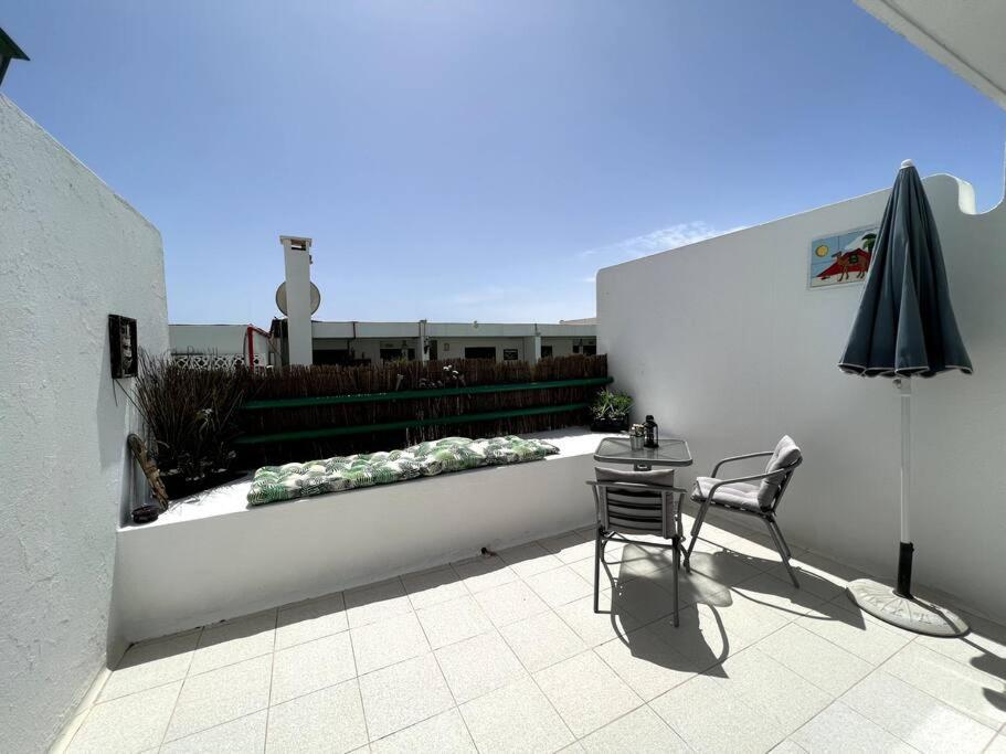 Casa Perdy, Beautiful 1 Bedroom Apartment With Communal Pool Tías Exterior foto